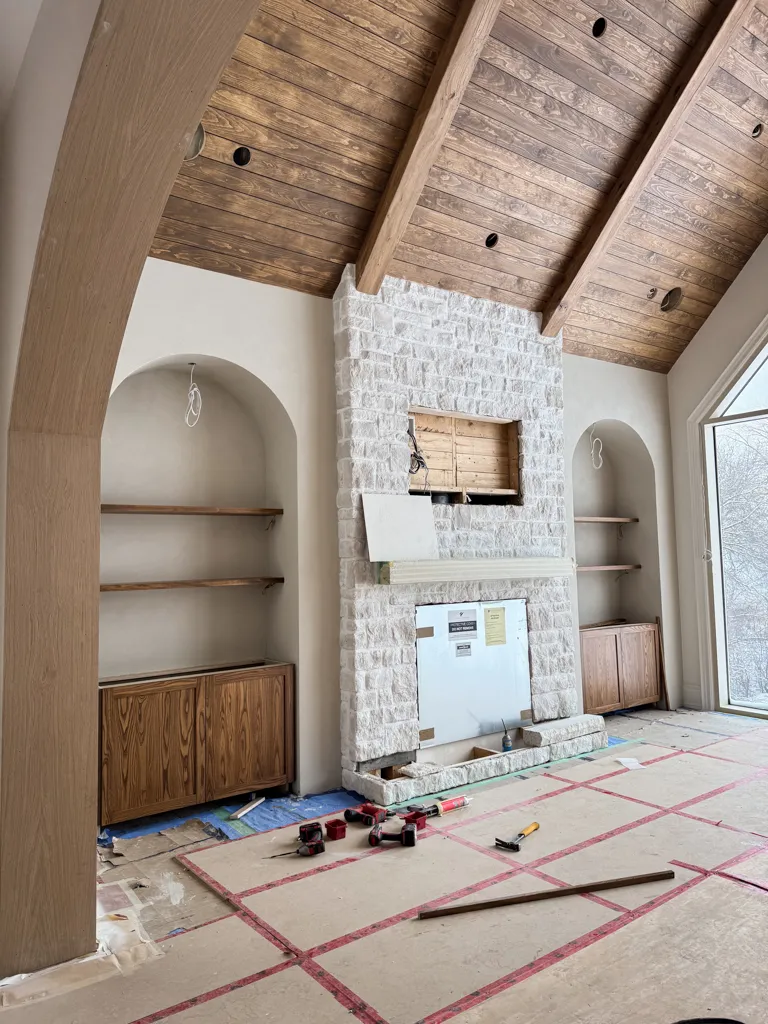 Living room renovation with professional painting in Ottawa - home improvement project